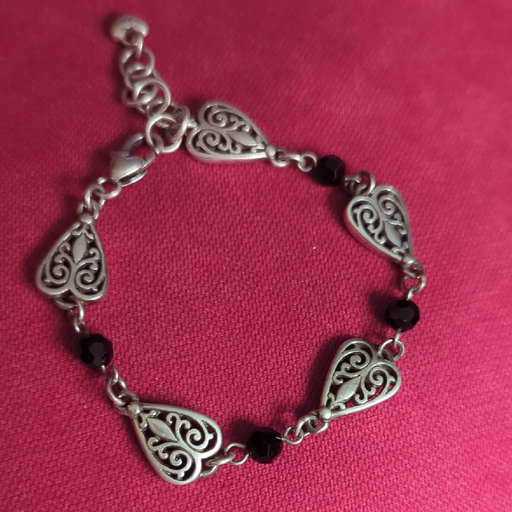 Elegant Silver Heart Bracelet